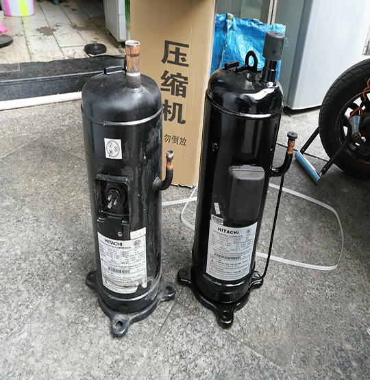 龙子湖中央空调压缩机的更换维修